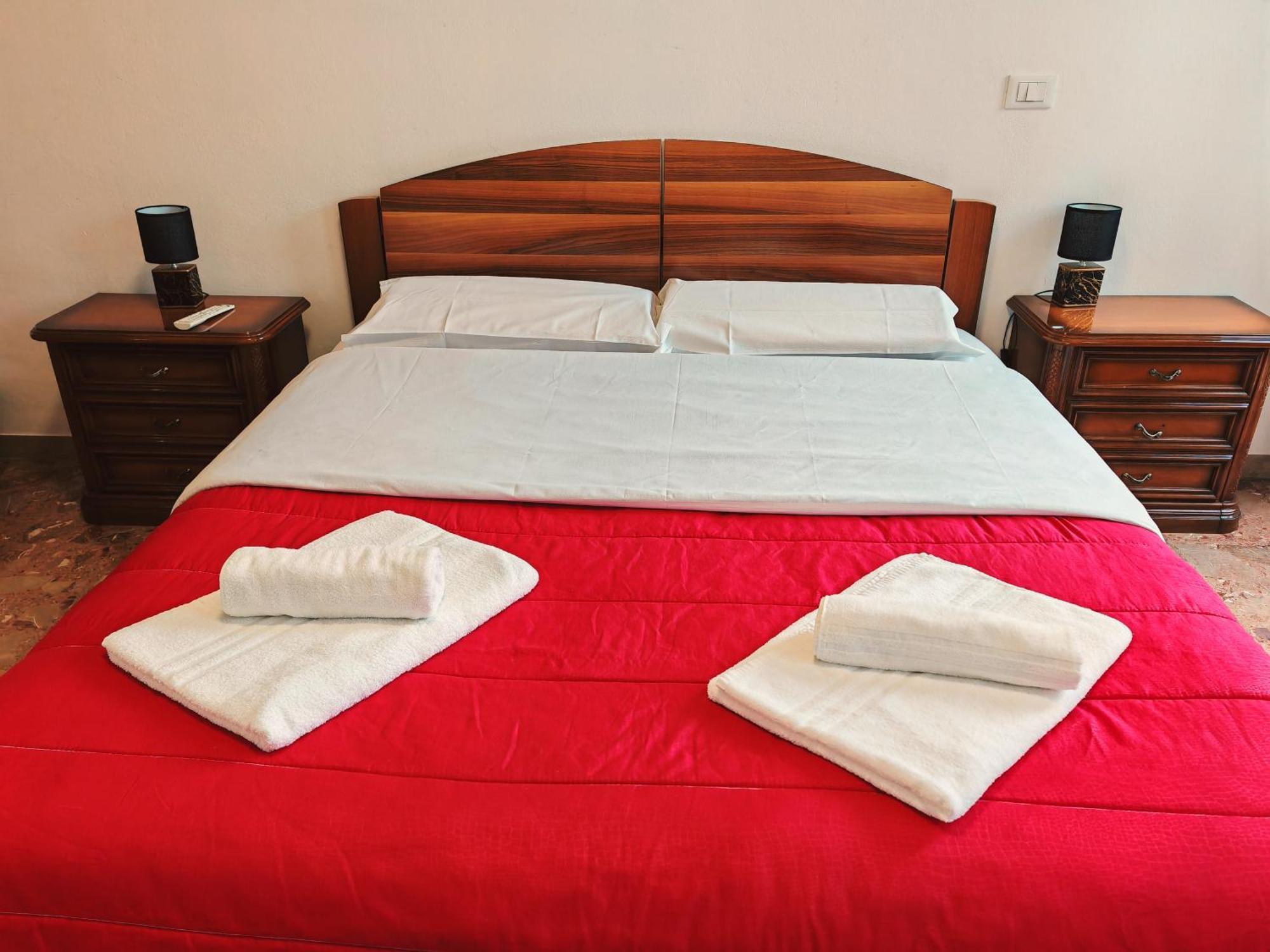 Goldmine Guest House 2 Venedig Zimmer foto